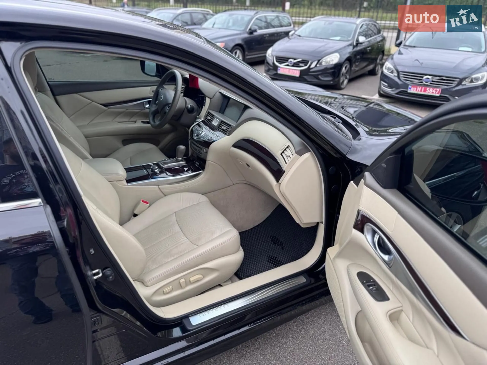 2013 Infiniti Q70 - мініатюра 28