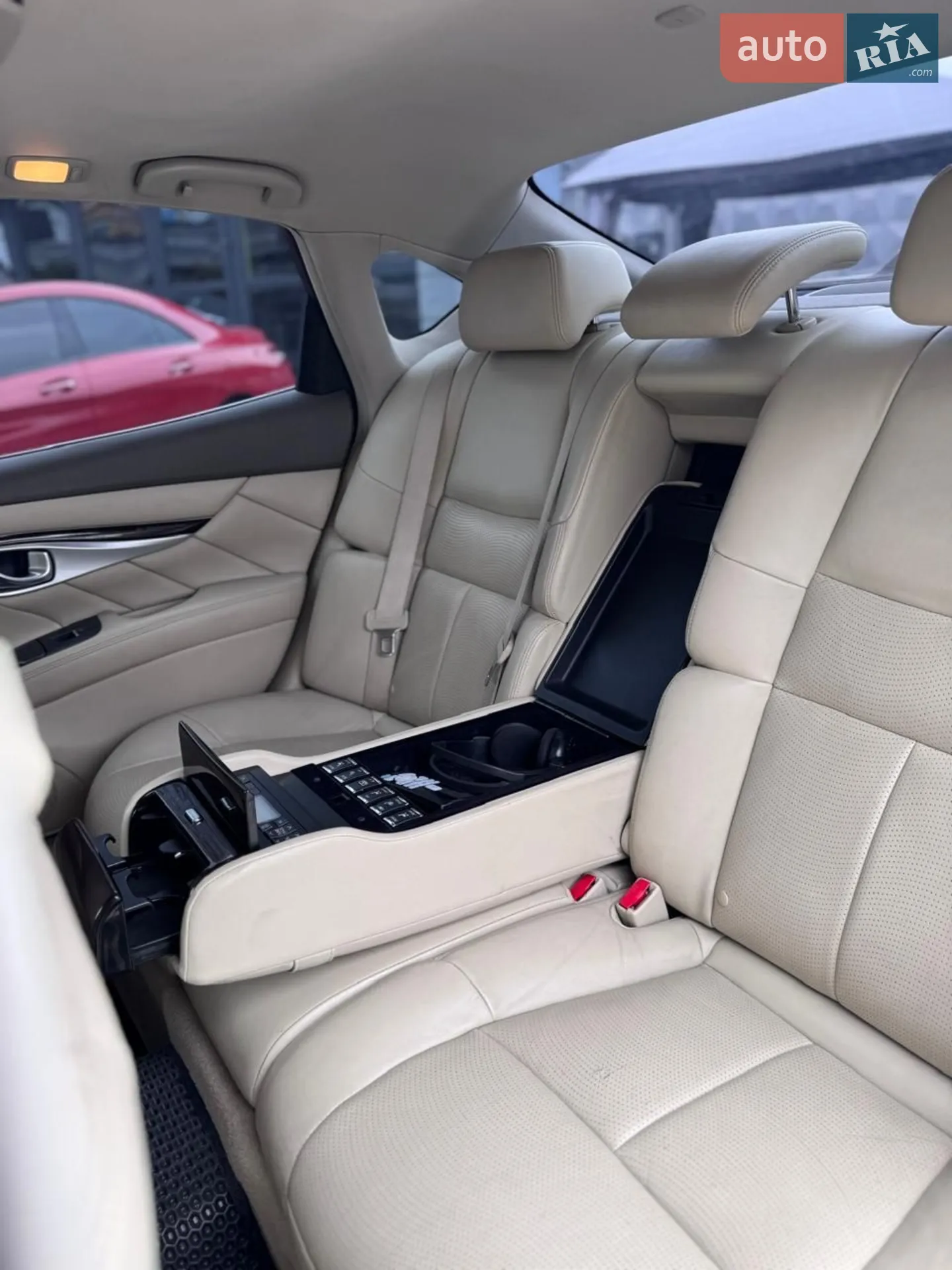 2013 Infiniti Q70 - мініатюра 35
