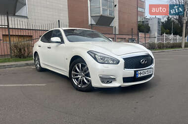 Седан Infiniti Q70 2016 в Одессе