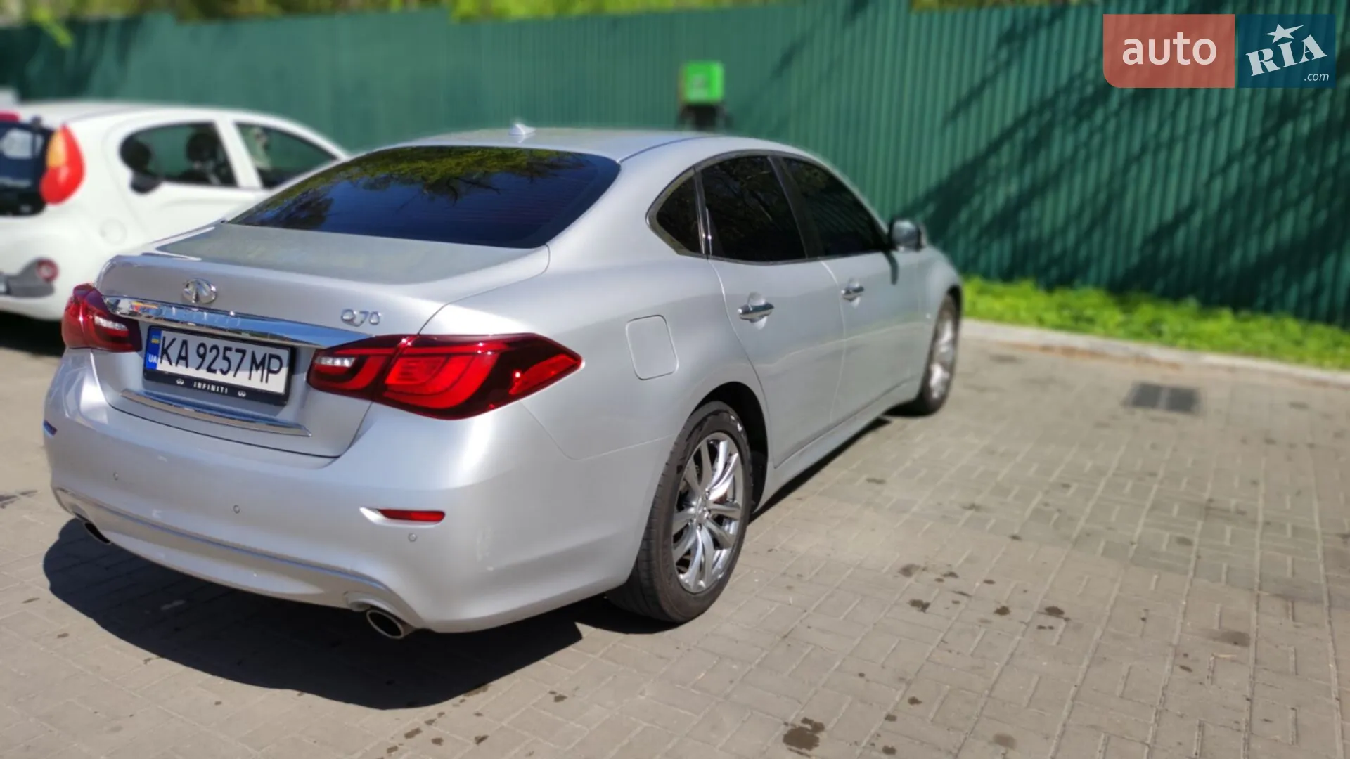 2017 Infiniti Q70 - мініатюра 6