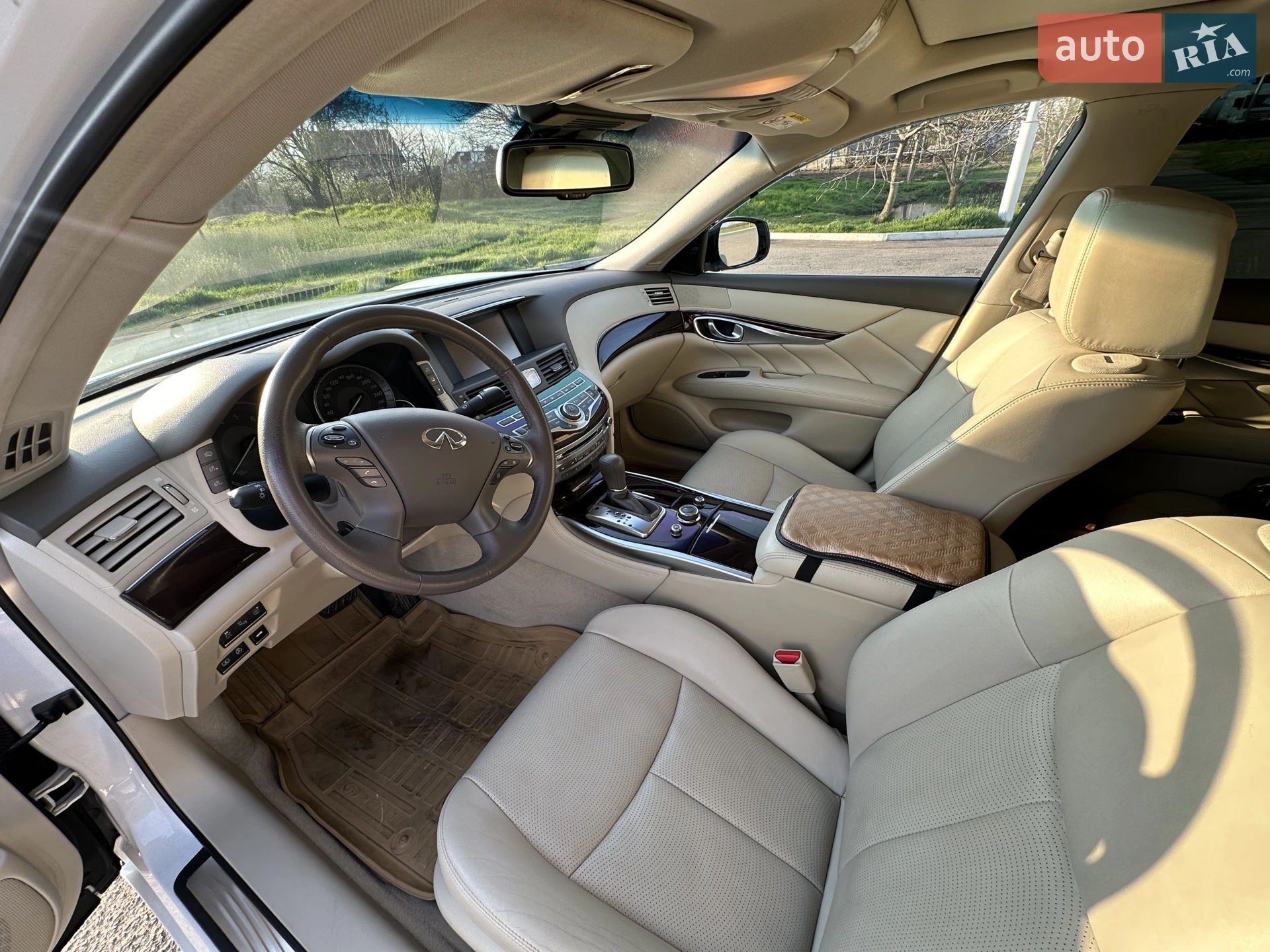 2015 Infiniti Q70 - мініатюра 10