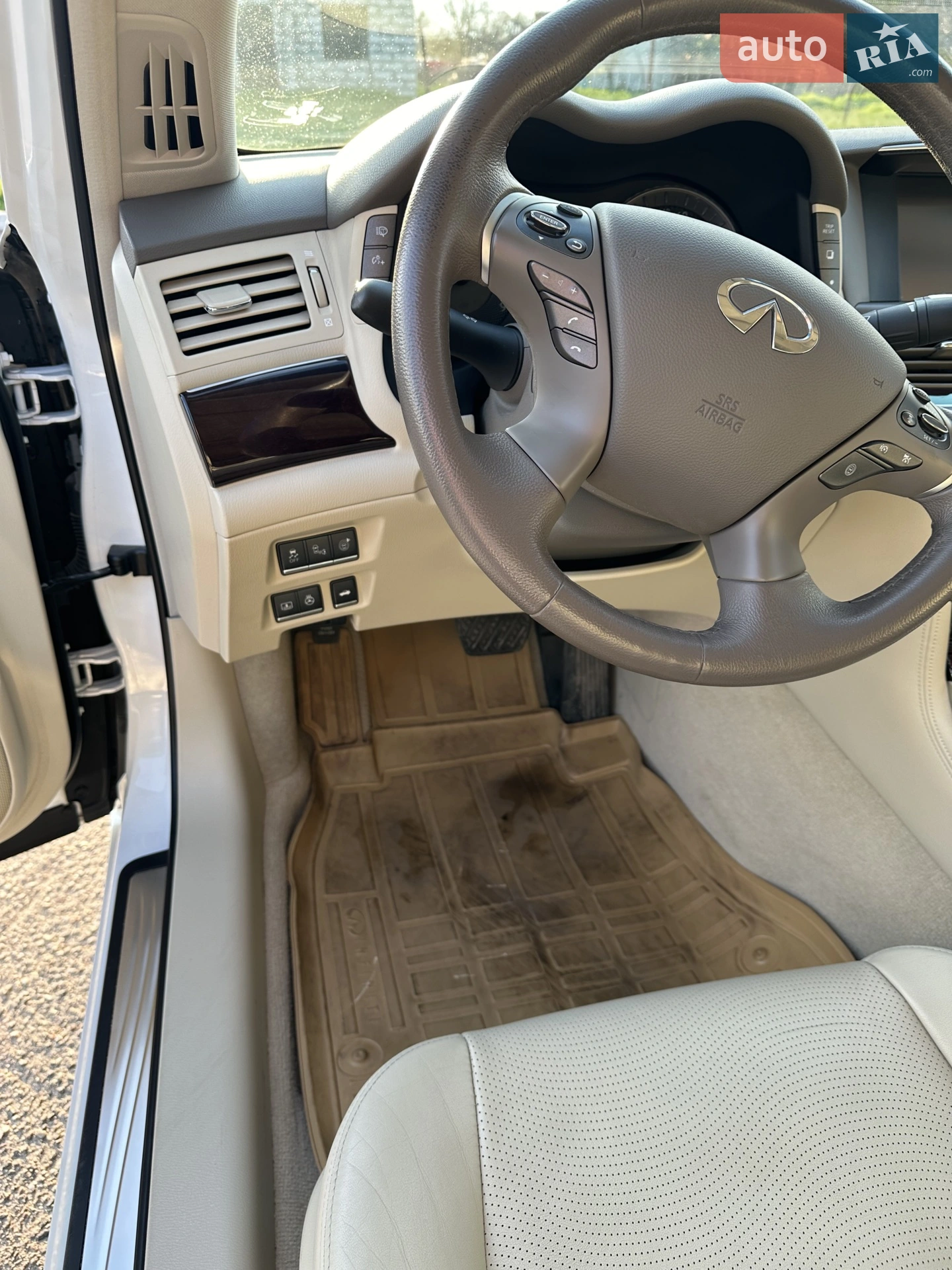 2015 Infiniti Q70 - мініатюра 12