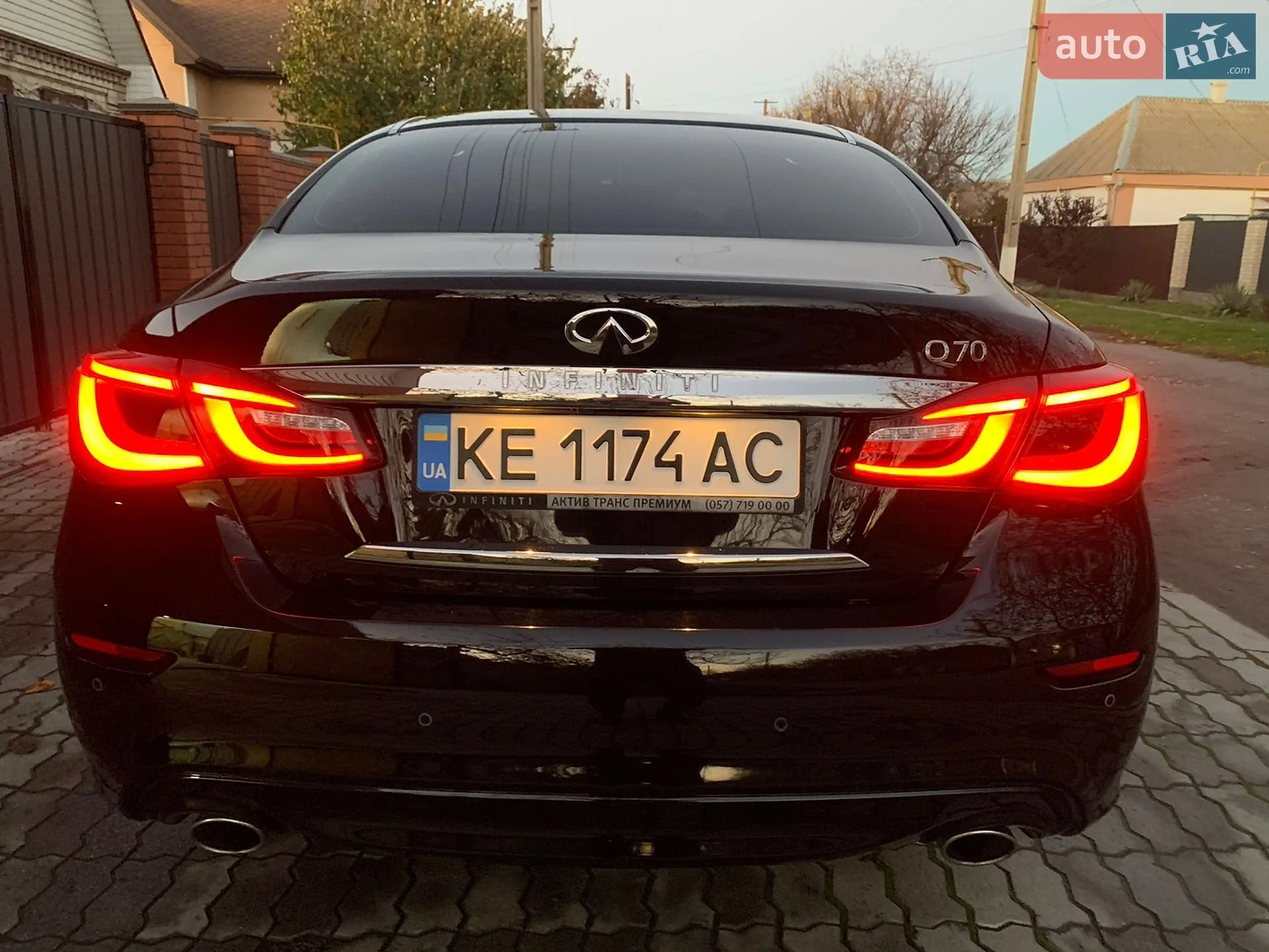 2016 Infiniti Q70 - мініатюра 11