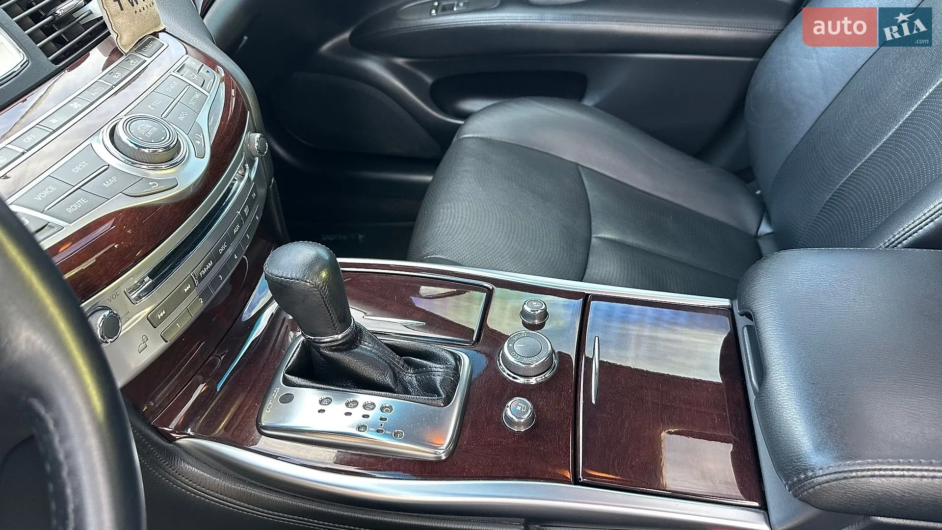 2016 Infiniti Q70 - мініатюра 31