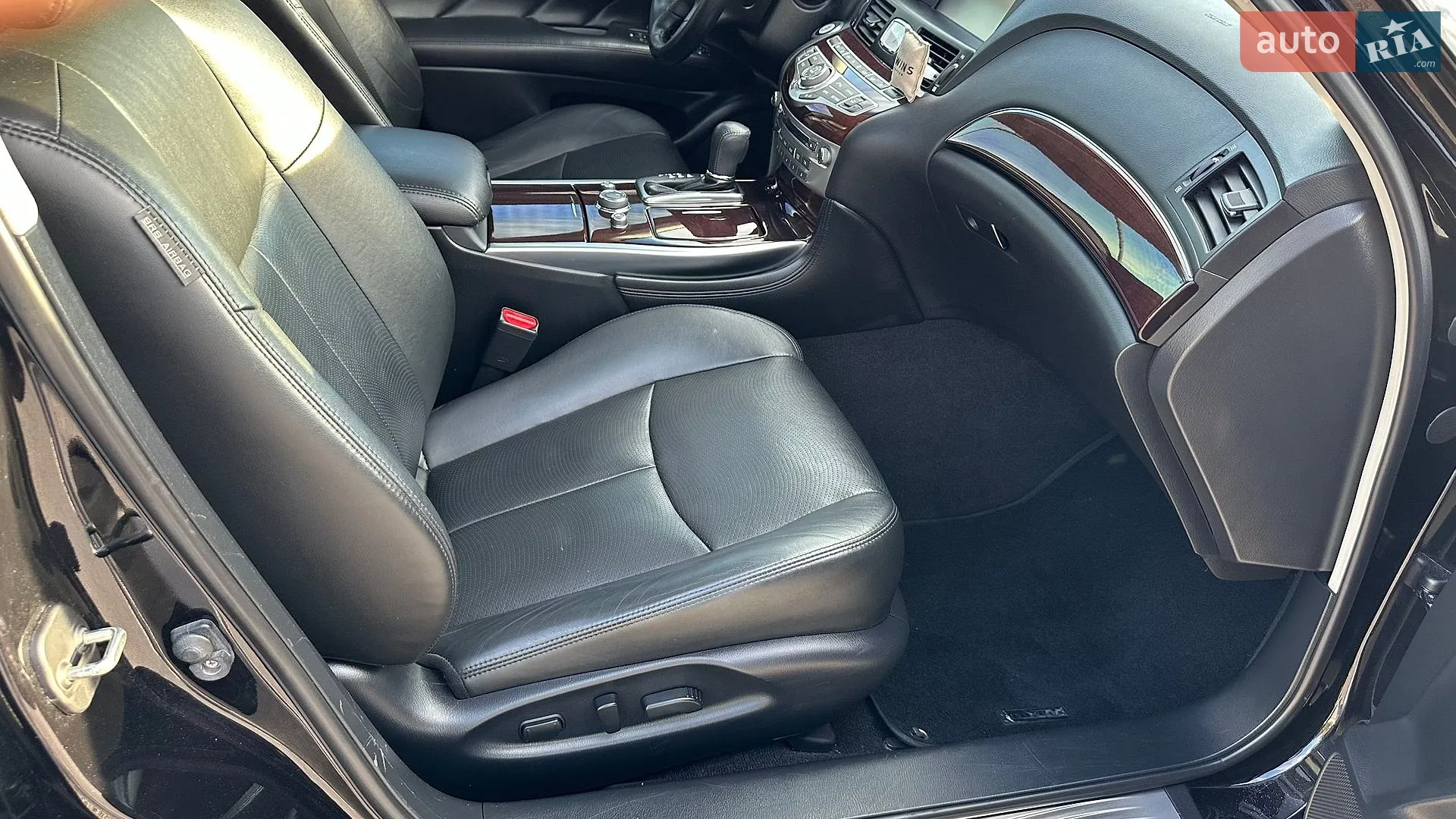 2016 Infiniti Q70 - мініатюра 42