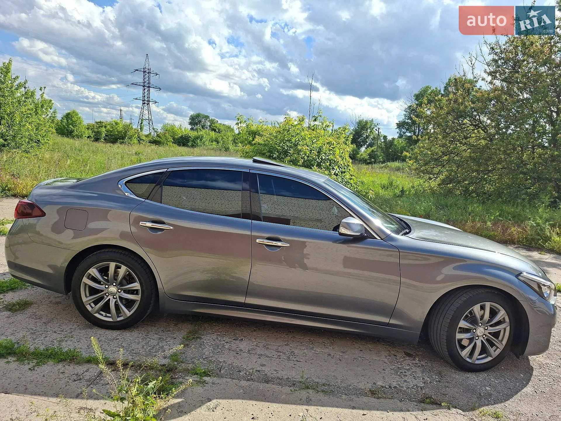 2017 Infiniti Q70 - мініатюра 6