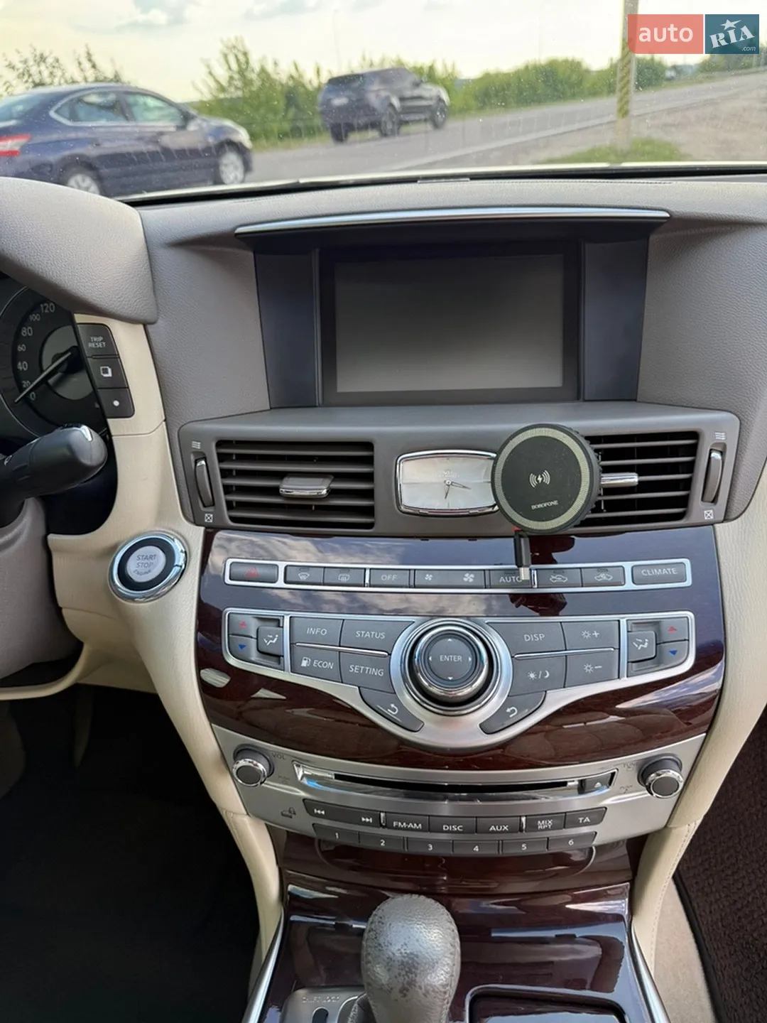 2016 Infiniti Q70 - мініатюра 11