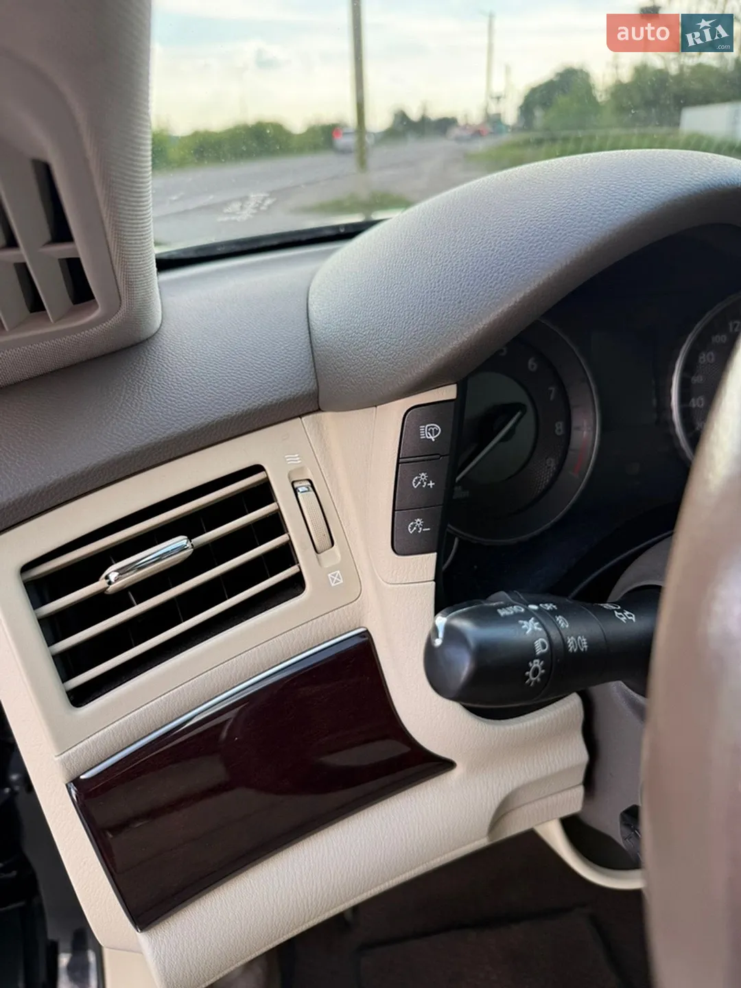 2016 Infiniti Q70 - мініатюра 15