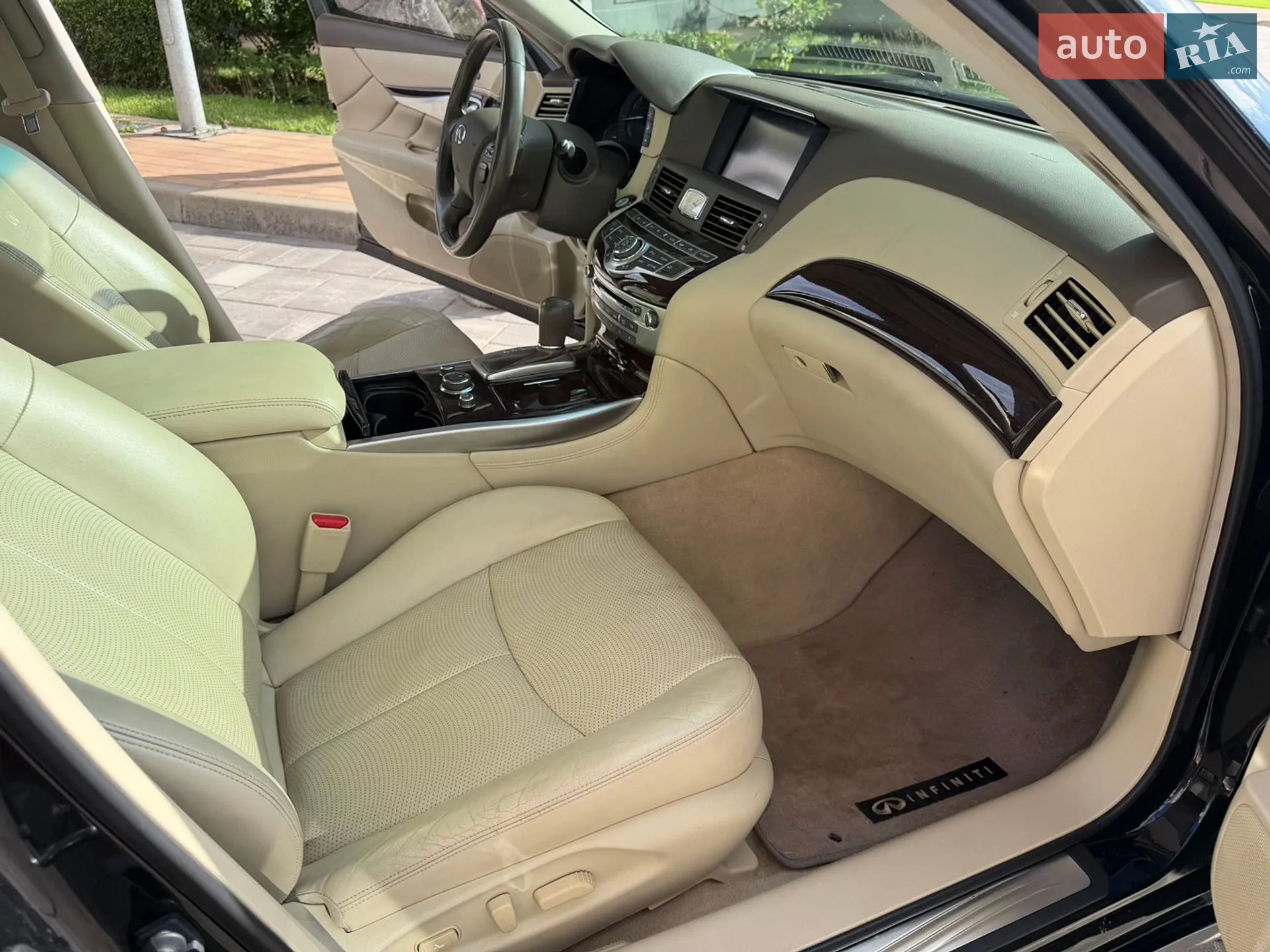 2013 Infiniti Q70 - мініатюра 22