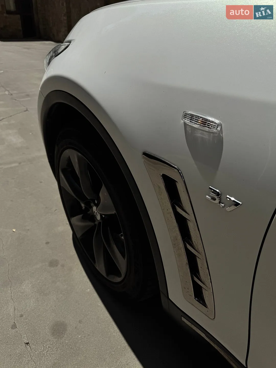 2013 Infiniti Q70 - мініатюра 10