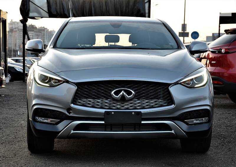 Позашляховик / Кросовер Infiniti QX30 2016 в Києві