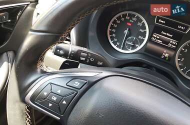 Позашляховик / Кросовер Infiniti QX30 2016 в 