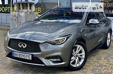 Внедорожник / Кроссовер Infiniti QX30 2016 в Одессе