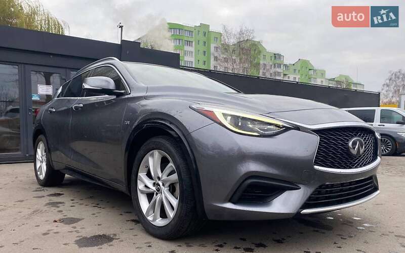 Infiniti QX30 2018