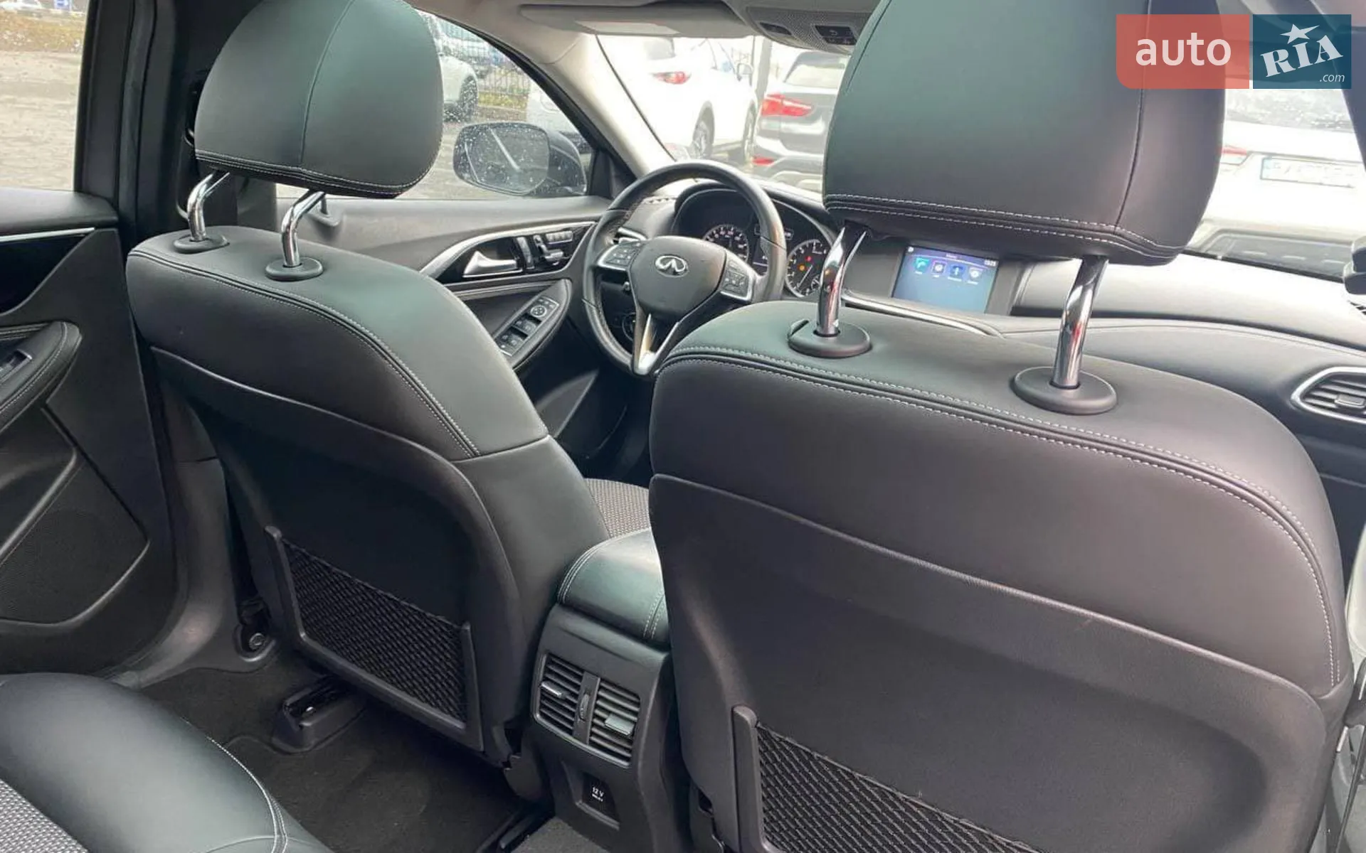 2018 Infiniti QX30 - мініатюра 11