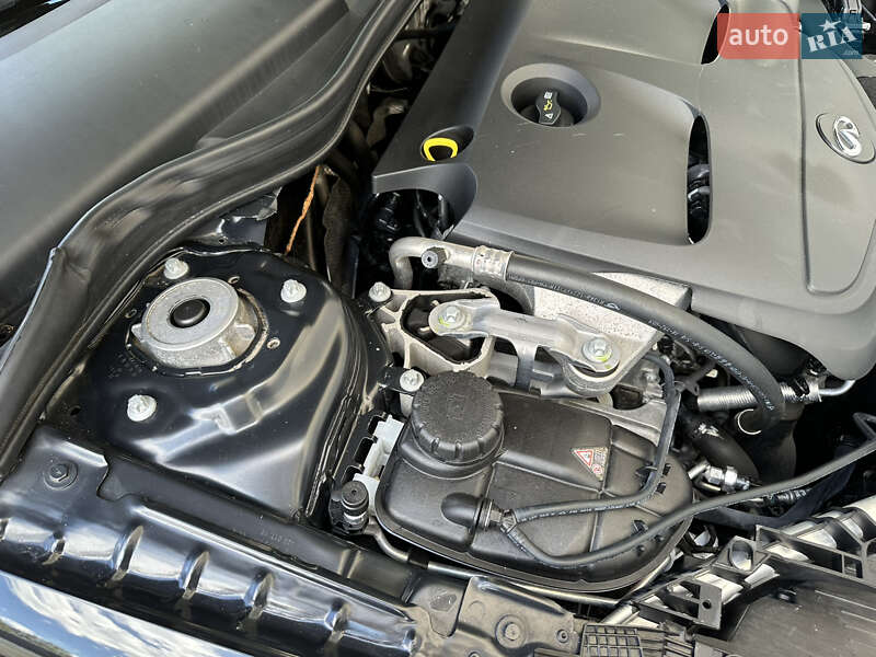 Внедорожник / Кроссовер Infiniti QX30 2018 в Киеве