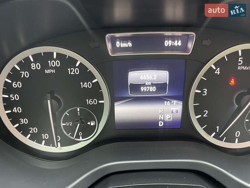 Внедорожник / Кроссовер Infiniti QX30 2018 в Валках