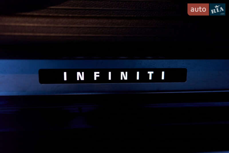 Внедорожник / Кроссовер Infiniti QX30 2018 в Валках