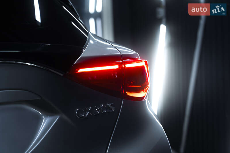 Внедорожник / Кроссовер Infiniti QX30 2017 в Полтаве