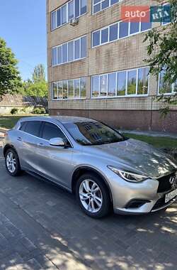 Внедорожник / Кроссовер Infiniti QX30 2016 в Кривом Роге