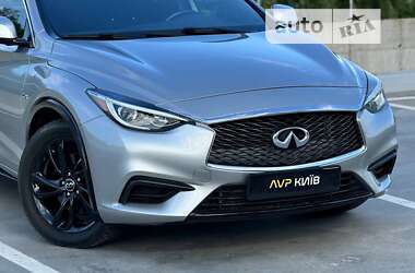 Внедорожник / Кроссовер Infiniti QX30 2017 в Киеве