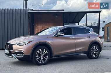 Внедорожник / Кроссовер Infiniti QX30 2016 в Киеве