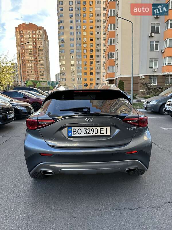 Внедорожник / Кроссовер Infiniti QX30 2018 в Киеве