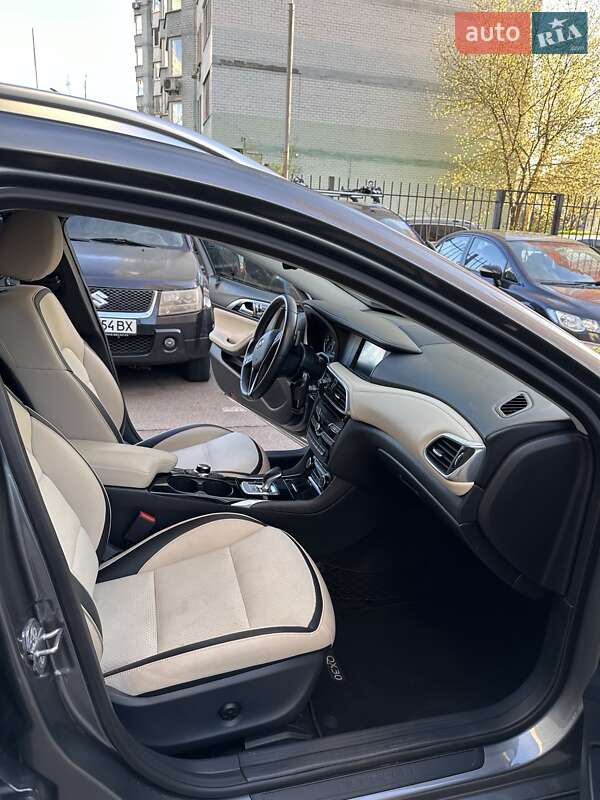 Внедорожник / Кроссовер Infiniti QX30 2018 в Киеве