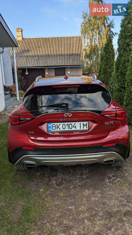 Внедорожник / Кроссовер Infiniti QX30 2016 в Ровно