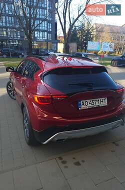 Внедорожник / Кроссовер Infiniti QX30 2017 в 