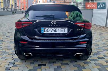 Внедорожник / Кроссовер Infiniti QX30 2016 в 
