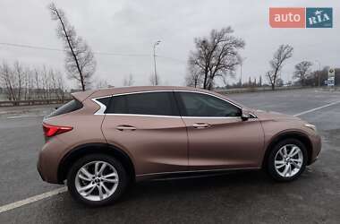 Позашляховик / Кросовер Infiniti QX30 2017 в Ромнах