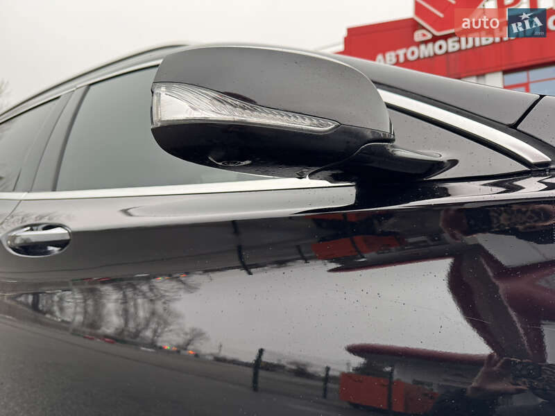 Внедорожник / Кроссовер Infiniti QX30 2016 в Днепре