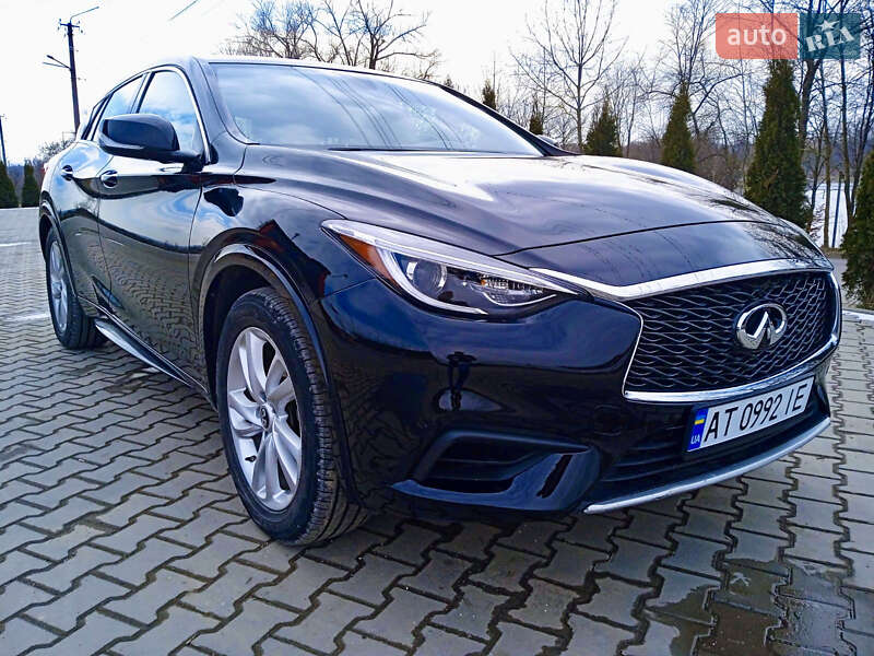 Внедорожник / Кроссовер Infiniti QX30 2017 в Ивано-Франковске