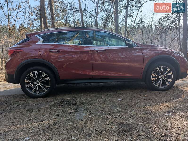 Внедорожник / Кроссовер Infiniti QX30 2017 в Киеве фото 4 Внедорожник / Кроссовер Infiniti QX30 2017 в Киеве