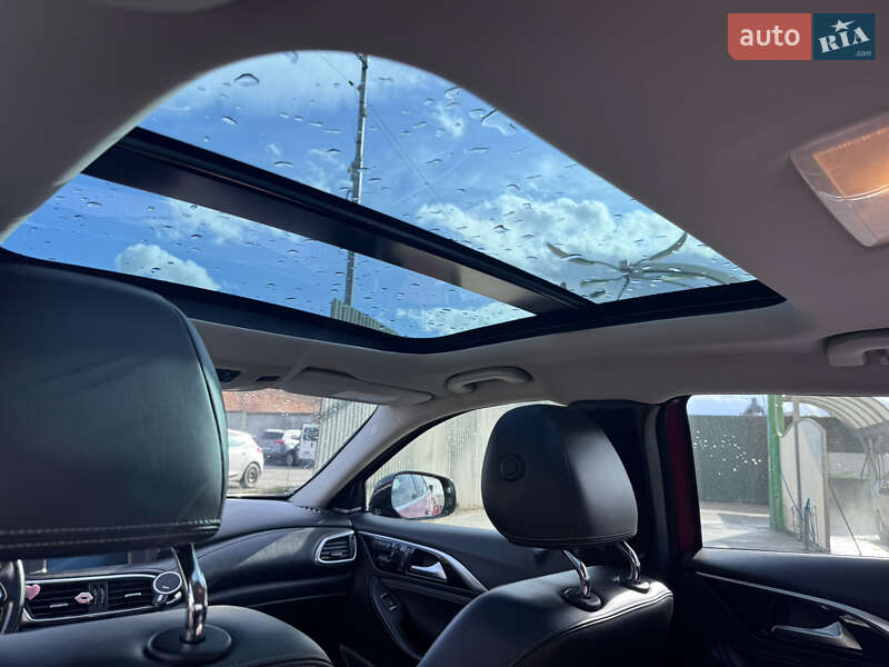 Внедорожник / Кроссовер Infiniti QX30 2017 в Хмельницком