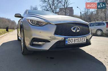 Внедорожник / Кроссовер Infiniti QX30 2017 в 