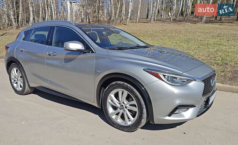 Внедорожник / Кроссовер Infiniti QX30 2017 в Тернополе