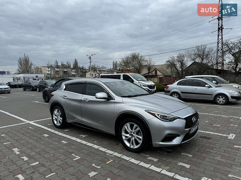 Внедорожник / Кроссовер Infiniti QX30 2017 в Одессе