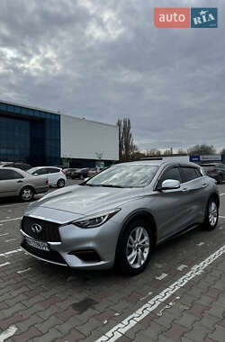 Внедорожник / Кроссовер Infiniti QX30 2017 в 