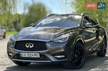Внедорожник / Кроссовер Infiniti QX30 2017 в 
