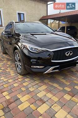 Внедорожник / Кроссовер Infiniti QX30 2016 в 