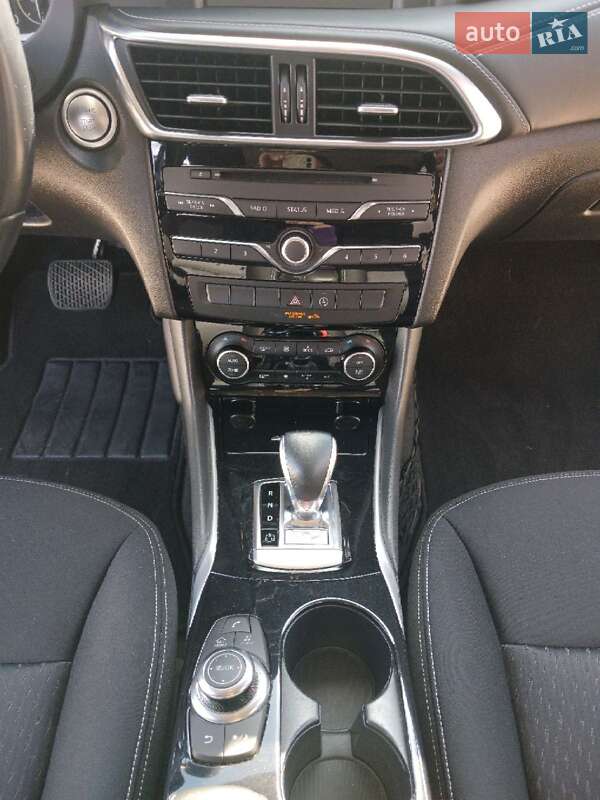 Позашляховик / Кросовер Infiniti QX30 2017 в Києві