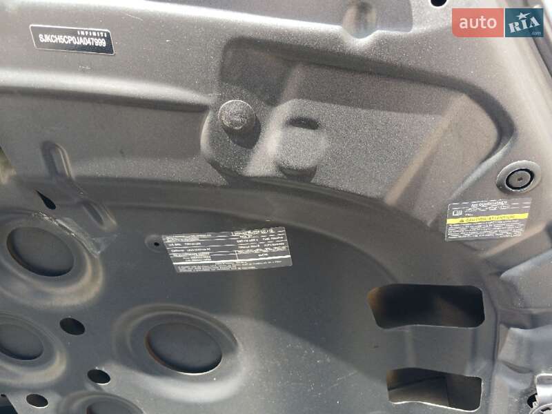 Позашляховик / Кросовер Infiniti QX30 2017 в Києві