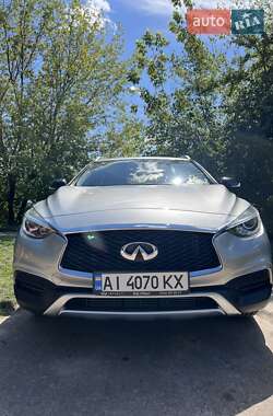 Позашляховик / Кросовер Infiniti QX30 2016 в 