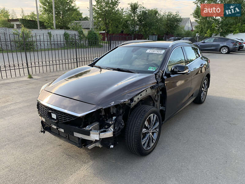 Внедорожник / Кроссовер Infiniti QX30 2018 в Ирпене