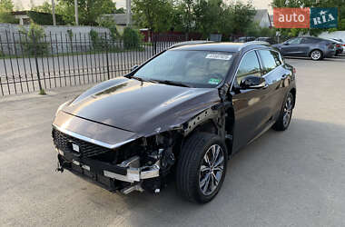 Позашляховик / Кросовер Infiniti QX30 2018 в 