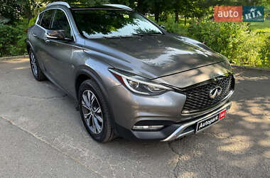 Внедорожник / Кроссовер Infiniti QX30 2017 в 