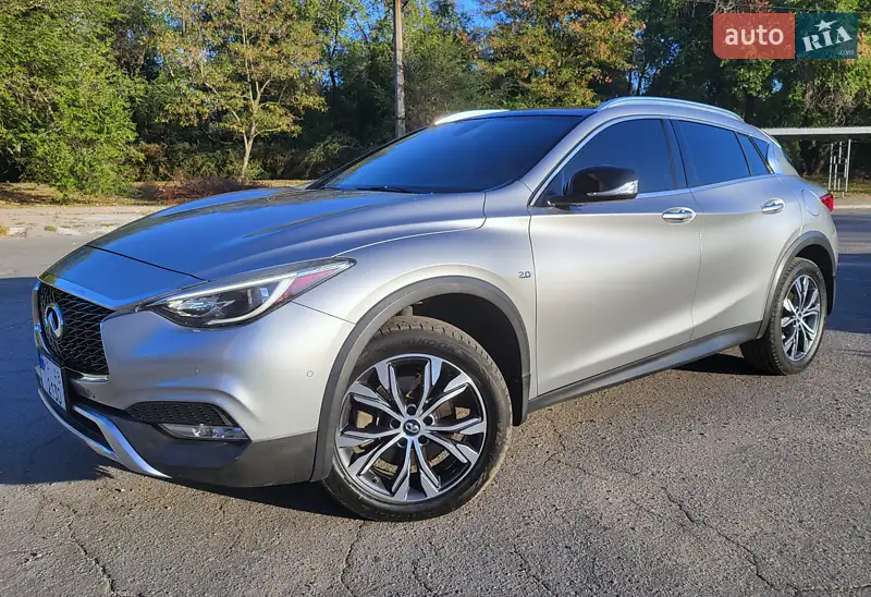 Infiniti QX30 2016