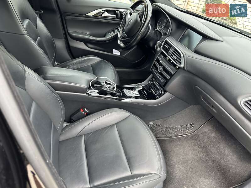 Внедорожник / Кроссовер Infiniti QX30 2017 в Черновцах